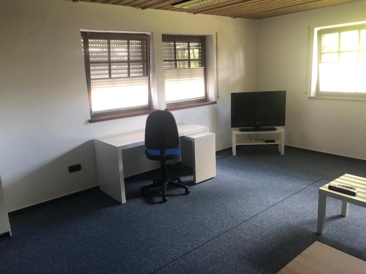 1-Zimmer Apartment, 45 Qm, Im Weinort Neustadt-Duttweiler Neustadt an der Weinstrasse Luaran gambar